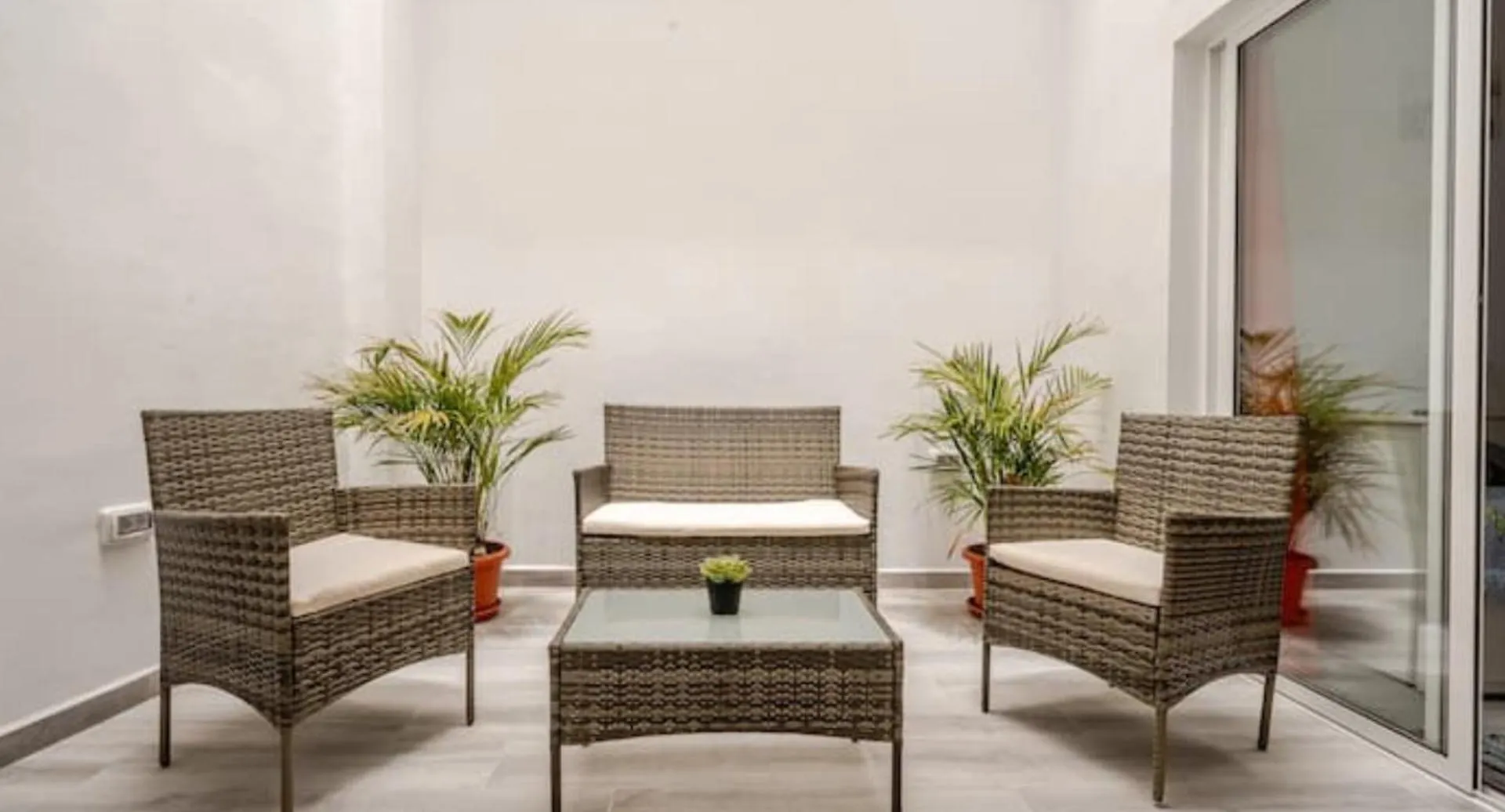 Casa Romania - Apartament Terra Armenime Διαμέρισμα