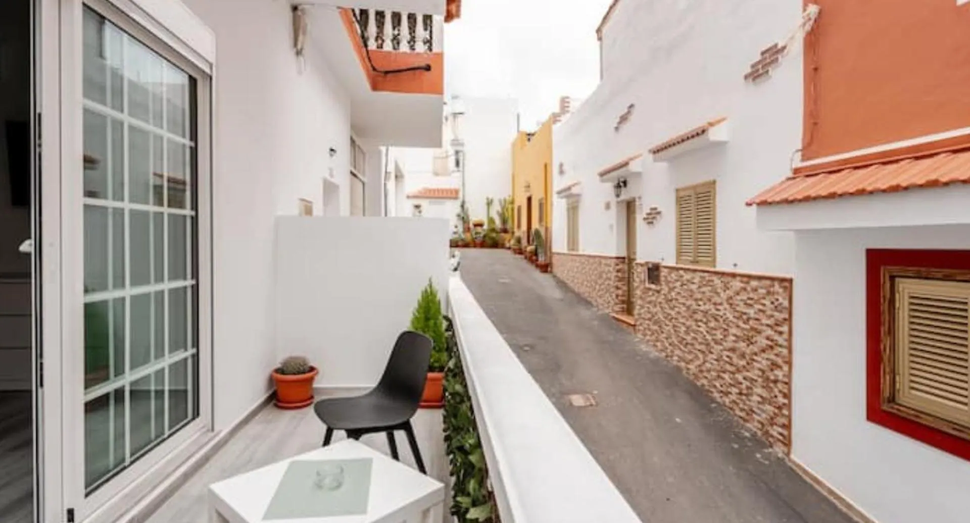 Casa Romania - Apartament Terra Armenime